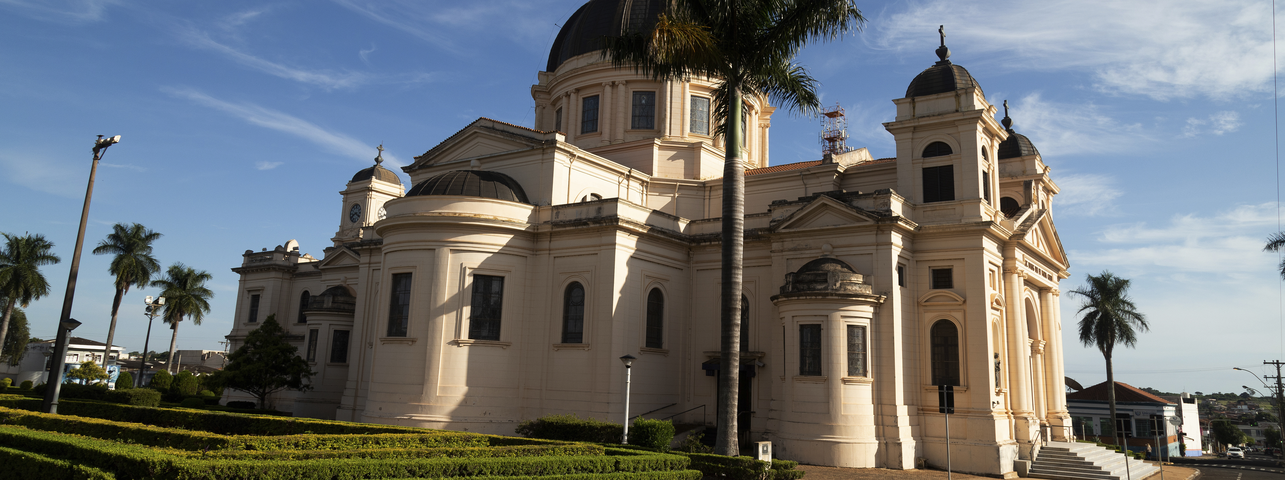 Santuário Senhor Bom Jesus da Cana Verde - Batatais